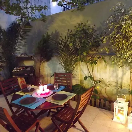 Apartment Casa Do Meio, Patio House